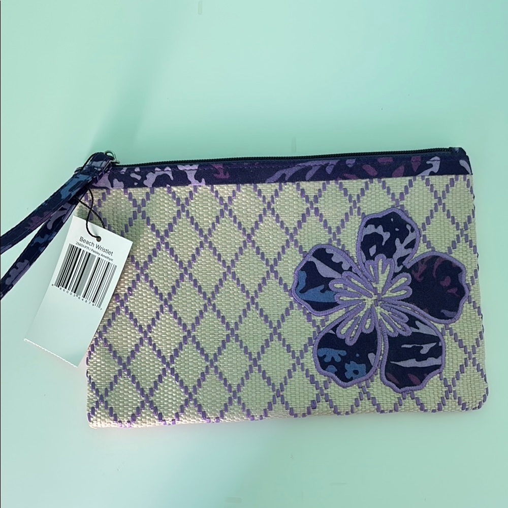 NWT! Vera Bradley Beach Wristlet